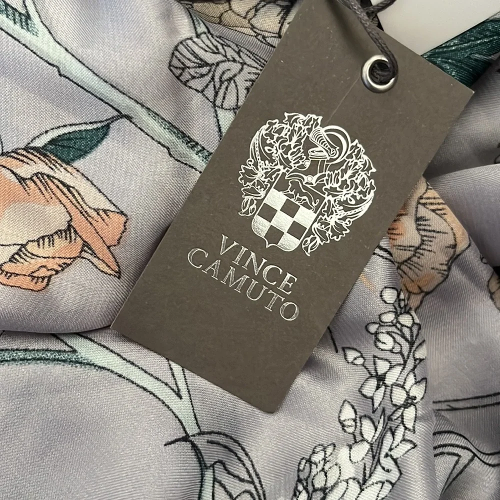 NWT VINCE CAMUTO Floral Bird Print Scarf Wrap - Picture 4 of 4